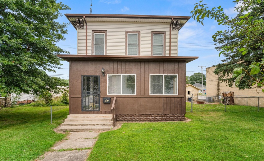 1-507 Roosevelt Rd Walkerton IN 46574 1