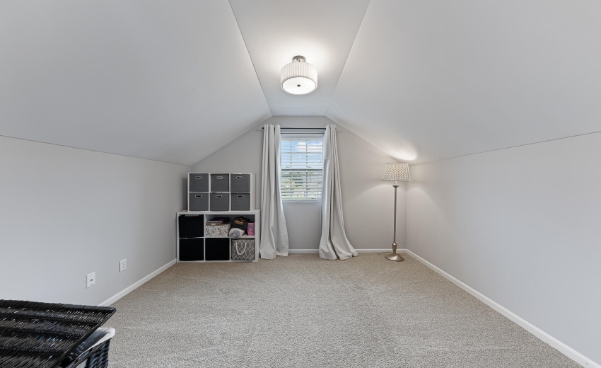 1462 Gates Dr (13 of 35)