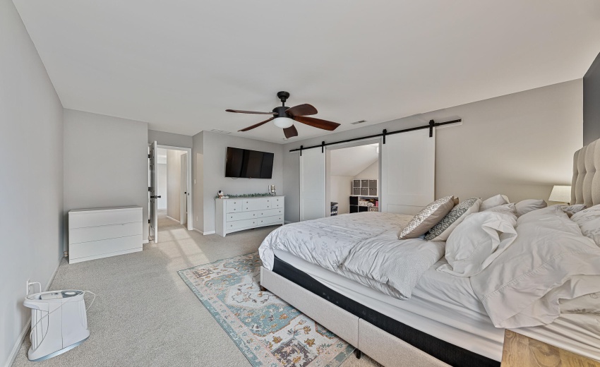 1462 Gates Dr (12 of 35)