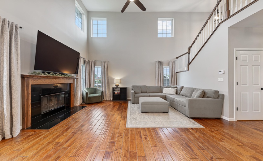 1462 Gates Dr (8 of 35)