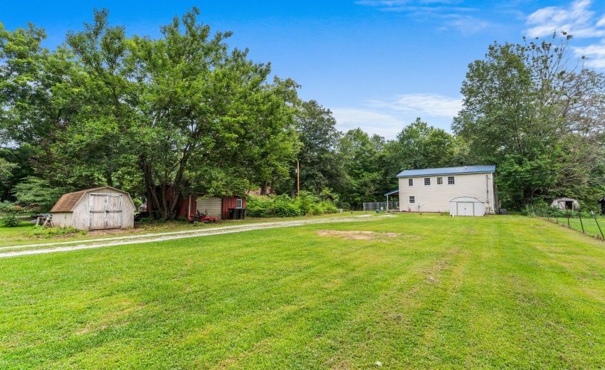 21-4675 Beach Ln Rochester IN 46975 21