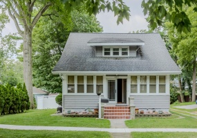 207 Weston Street, Valparaiso, Indiana, 5 Bedrooms Bedrooms, 9 Rooms Rooms,3 BathroomsBathrooms,Residential,For Sale,Weston,NRA843748