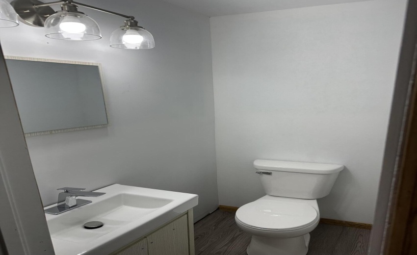 Bathroom on Main 2