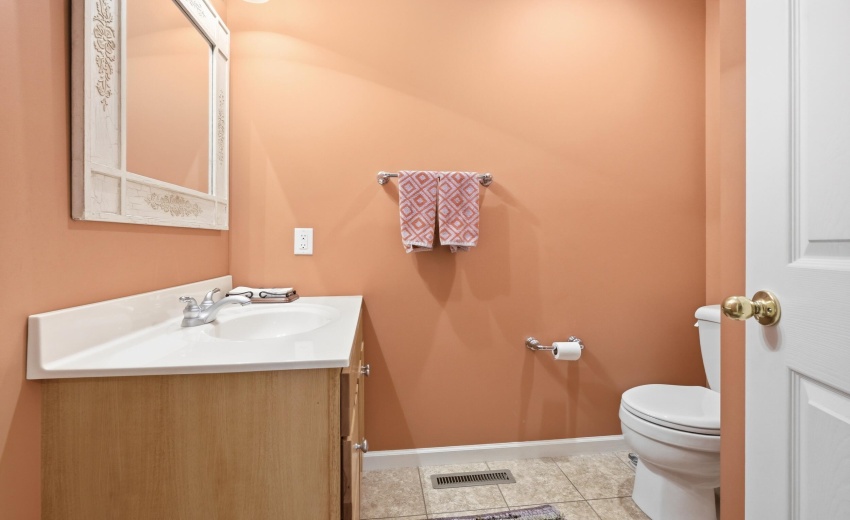 731 Oakbrook Drive