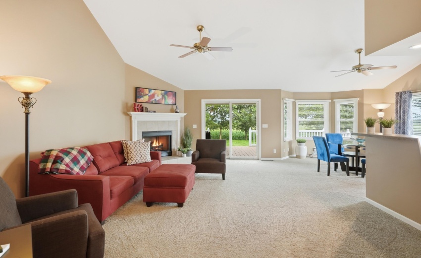 731 Oakbrook Drive