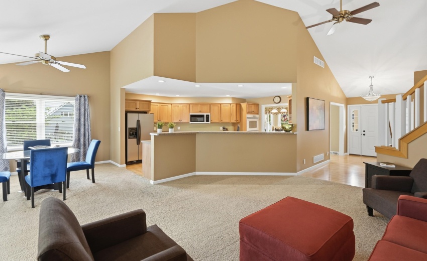 731 Oakbrook Drive