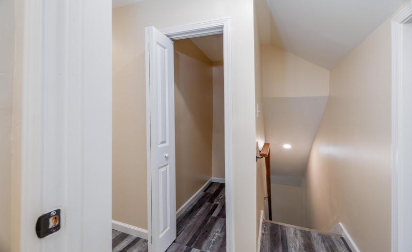 127 S Park Ave Rensselaer-23