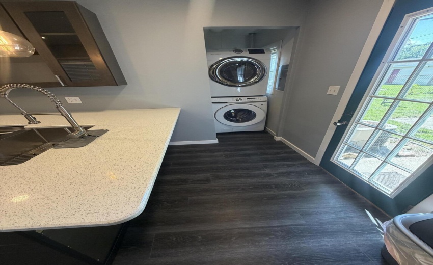 Stackable washer and dryer