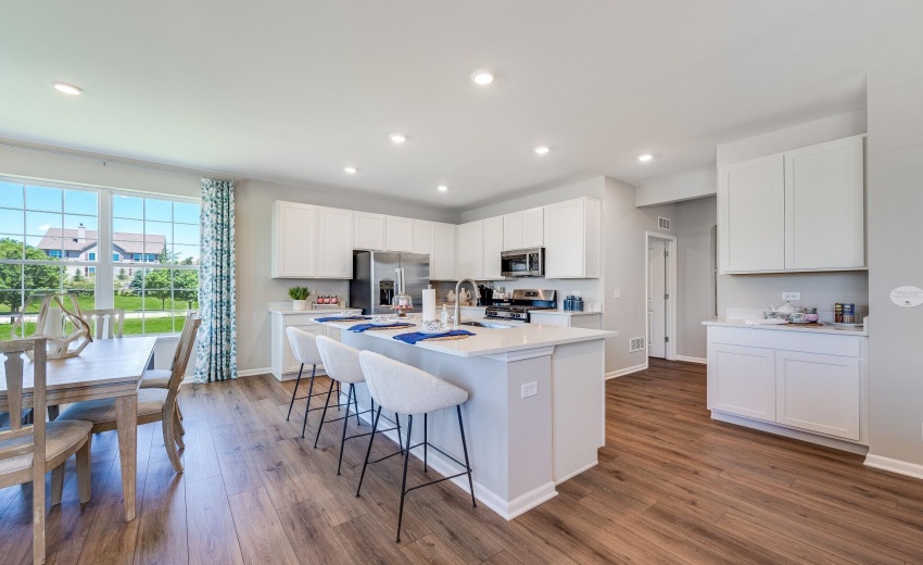 c CHB_Huntley_Pic_SienaC_Kitchen - 2