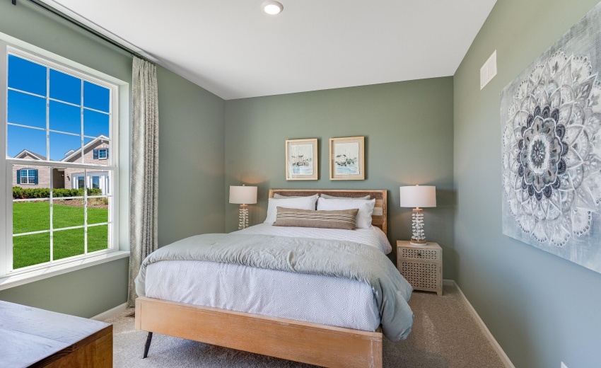 m CHB_Huntley_Pic_SienaC_Bed2 - 2