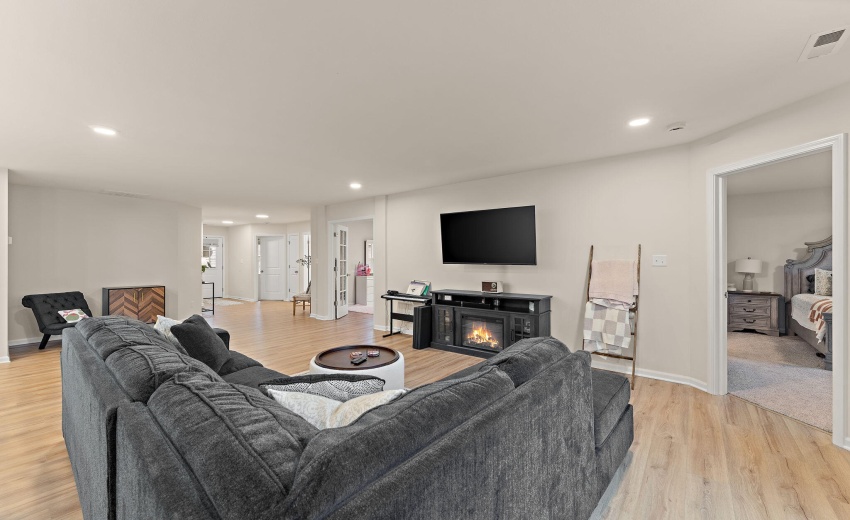 8-web-or-mls-DSC05055
