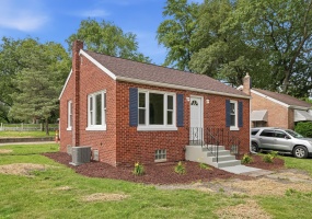 3050 39th Place, Gary, Indiana, 2 Bedrooms Bedrooms, 4 Rooms Rooms,1 BathroomBathrooms,Residential,For Sale,39th,NRA841010 3050 39th Place, Gary, Indiana, 2 Bedrooms Bedrooms, 4 Rooms Rooms,1 BathroomBathrooms,Residential,For Sale,39th,NRA841010