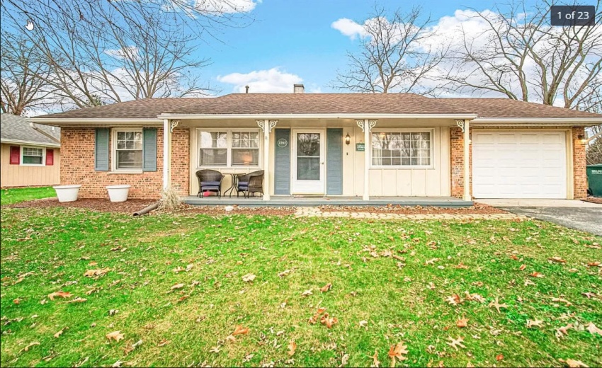 2207 Fernhill Front