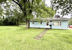 612 West Street, Winamac, Indiana, 2 Bedrooms Bedrooms, 6 Rooms Rooms,2 BathroomsBathrooms,Residential,For Sale,West,NRA843919