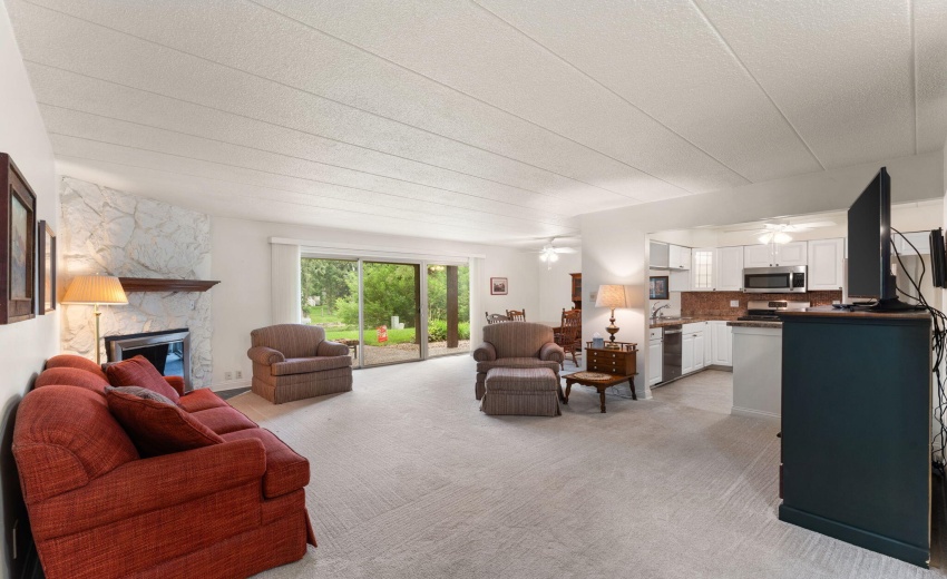 2511 E Lakeshore Dr.
