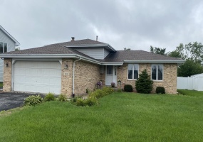 1602 Cozy Lane, Dyer, Indiana, 3 Bedrooms Bedrooms, 9 Rooms Rooms,2 BathroomsBathrooms,Residential,For Sale,Cozy,NRA843934