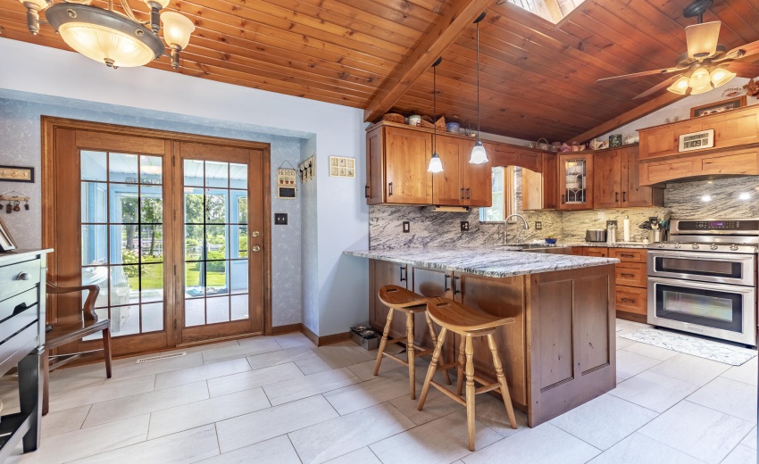 2365 Four Seasons Ct-29