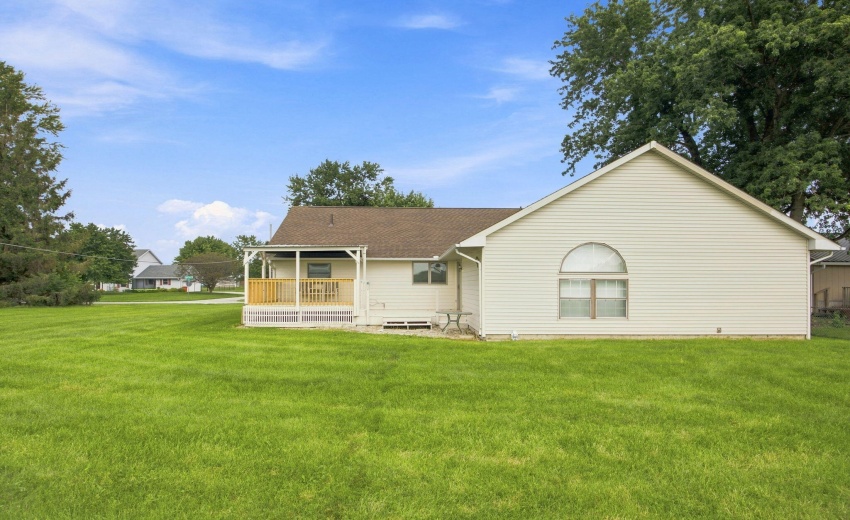 34-web-or-mls-213 S Park St-46
