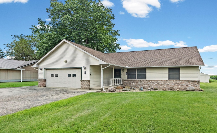 40-web-or-mls-213 S Park St-60
