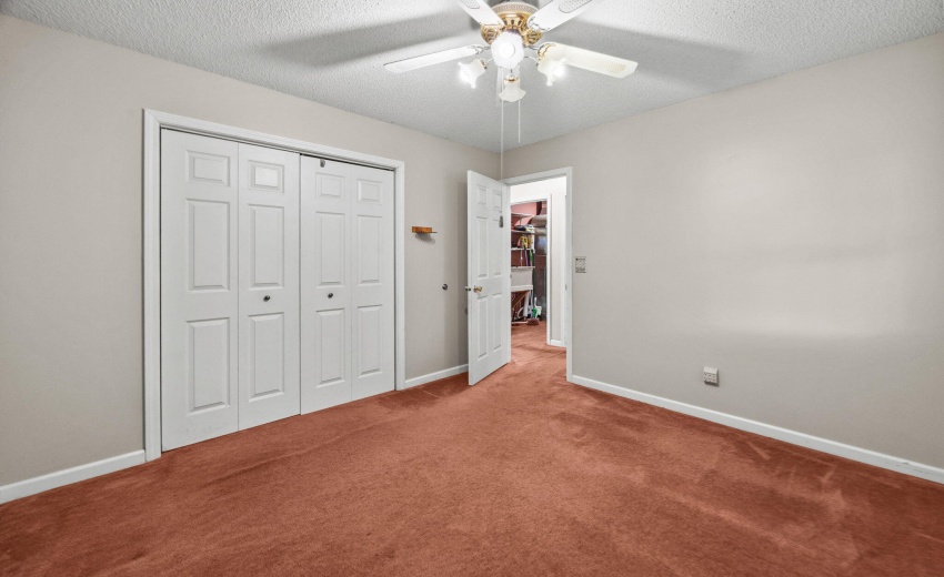 5-web-or-mls-213 S Park St-4