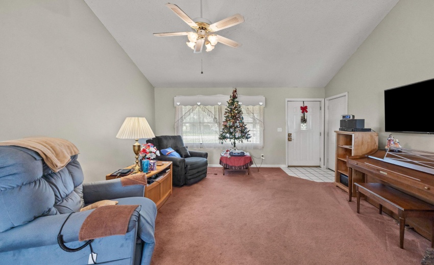 48-web-or-mls-213 S Park St-52