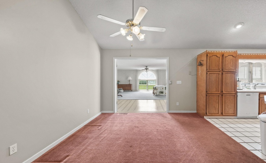 7-web-or-mls-213 S Park St-6