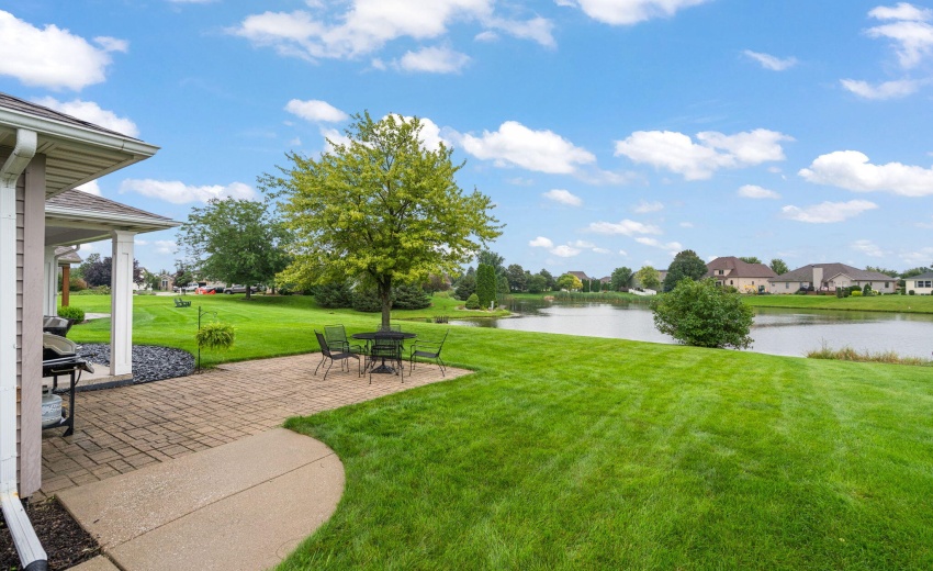 Pond View & Patio