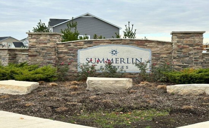 Summerlin-Estates-Subdivision-Roadside-E