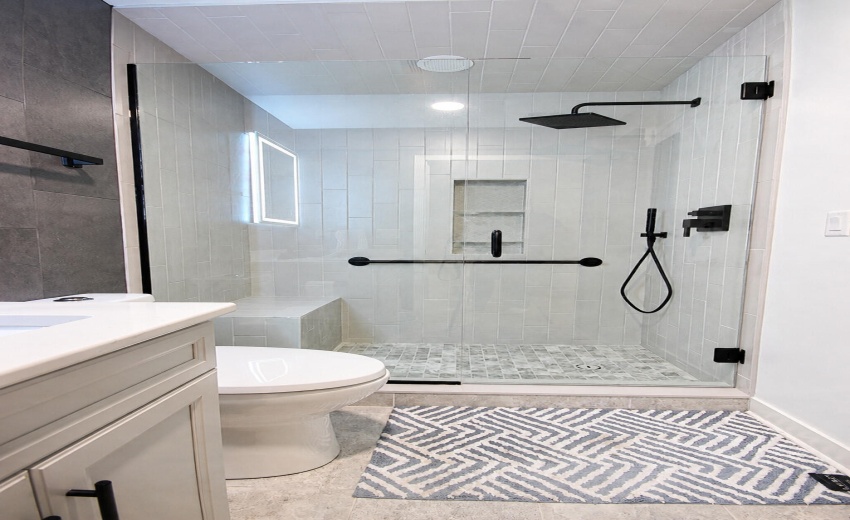 Bedroom Bath - Main