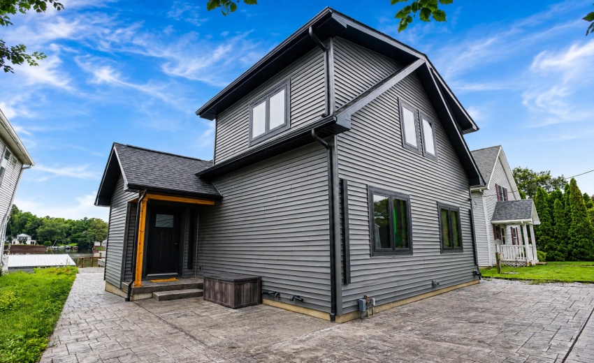 Back of House - Entrance