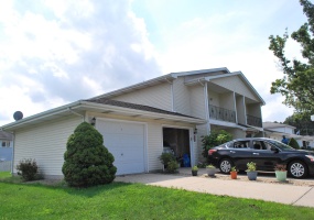 247 Barbara Jean Drive, Schererville, Indiana, 2 Bedrooms Bedrooms, 5 Rooms Rooms,2 BathroomsBathrooms,Residential,For Sale,Barbara Jean,NRA844044