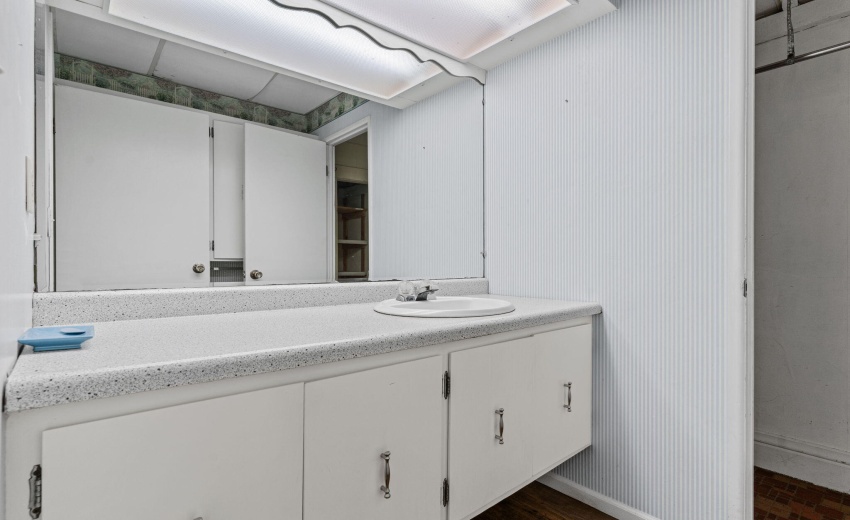 14-110 George St North Judson IN 46366 1