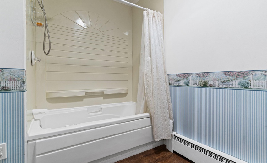 13-110 George St North Judson IN 46366 1