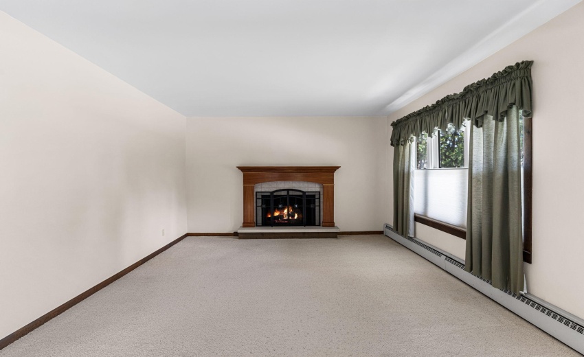 3-110 George St North Judson IN 46366 3