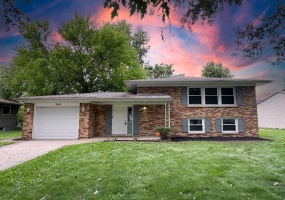 946 67th Place, Merrillville, Indiana, 5 Bedrooms Bedrooms, 9 Rooms Rooms,4 BathroomsBathrooms,Residential,For Sale,67th,NRA844182 946 67th Place, Merrillville, Indiana, 5 Bedrooms Bedrooms, 9 Rooms Rooms,4 BathroomsBathrooms,Residential,For Sale,67th,NRA844182