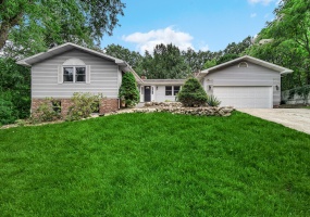 5588 300, La Porte, Indiana, 4 Bedrooms Bedrooms, 11 Rooms Rooms,5 BathroomsBathrooms,Residential,For Sale,300,NRA844186 5588 300, La Porte, Indiana, 4 Bedrooms Bedrooms, 11 Rooms Rooms,5 BathroomsBathrooms,Residential,For Sale,300,NRA844186