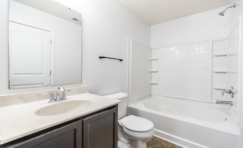 2618 Chilton Dr-23