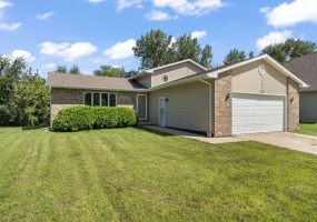 1308 82nd Place, Merrillville, Indiana, 4 Bedrooms Bedrooms, 8 Rooms Rooms,3 BathroomsBathrooms,Residential,For Sale,82nd,NRA844192 1308 82nd Place, Merrillville, Indiana, 4 Bedrooms Bedrooms, 8 Rooms Rooms,3 BathroomsBathrooms,Residential,For Sale,82nd,NRA844192