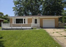 5768 Roosevelt Place, Merrillville, Indiana, 2 Bedrooms Bedrooms, 7 Rooms Rooms,2 BathroomsBathrooms,Residential,For Sale,Roosevelt,NRA836269