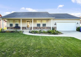 802 Vanessa Way, Kouts, Indiana, 3 Bedrooms Bedrooms, 6 Rooms Rooms,2 BathroomsBathrooms,Residential,For Sale,Vanessa,NRA844215