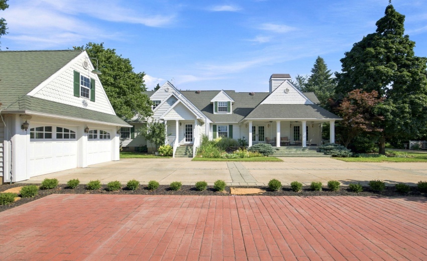 66-web-or-mls-827 W Clark St-83