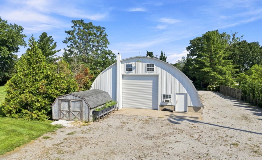 75-web-or-mls-827 W Clark St-10