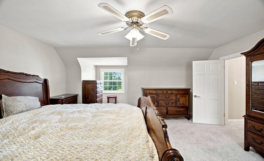 Upper Bedroom