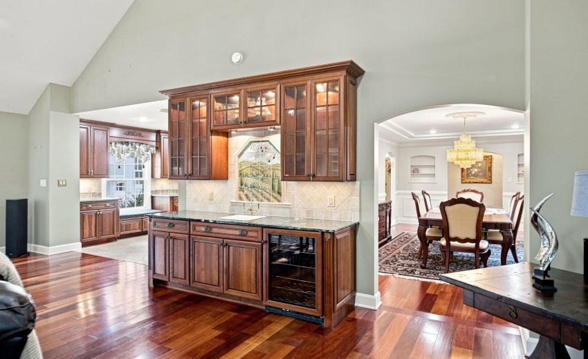 Great Room Wet Bar