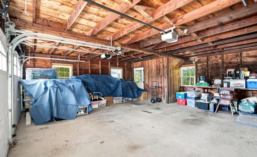 62-web-or-mls-827 W Clark St-79