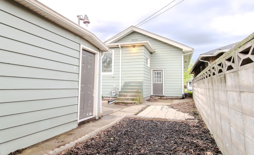829 Johnson St Gary (MLS)-45