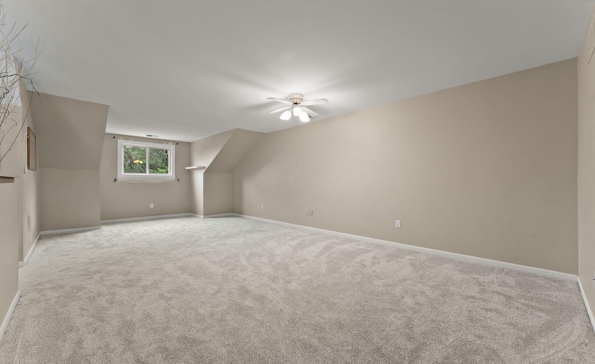1738 Wedgewood Court