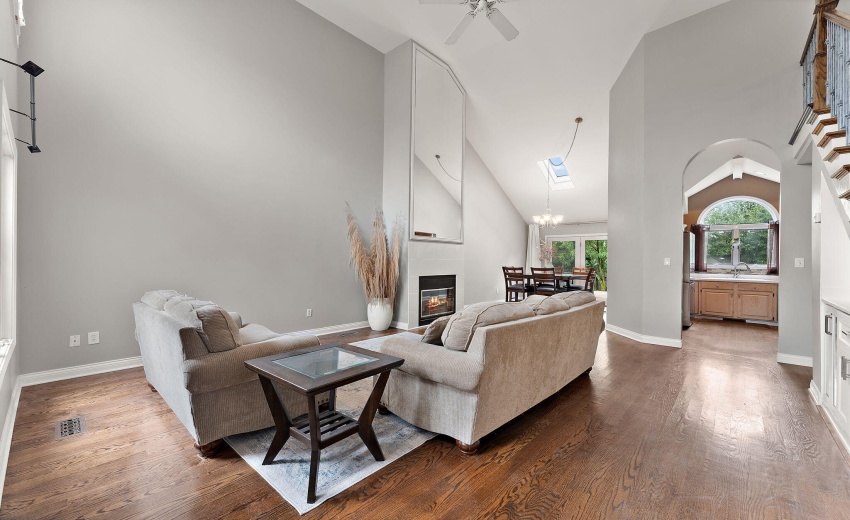 1738 Wedgewood Court