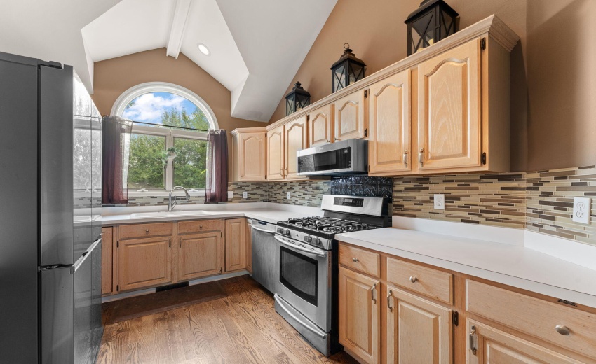 1738 Wedgewood Court