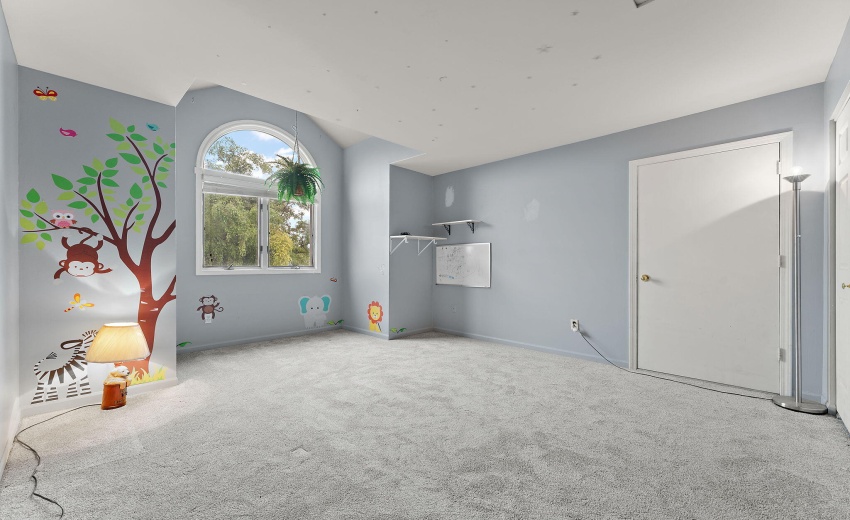 1738 Wedgewood Court